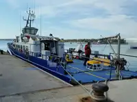 Mannskapsbåt til salgs