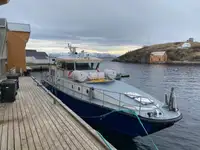 Patruljebåt til salgs
