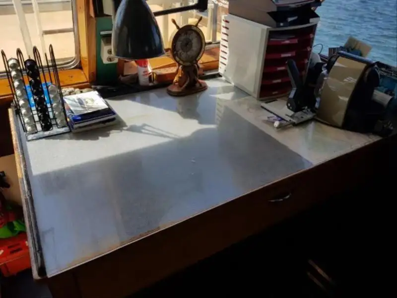 Patruljebåt til salgs