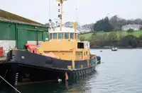 Arbeidsbåter til salgs