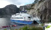 Katamaran til salgs