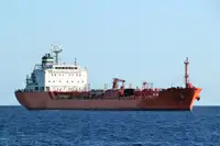Oil/Chemical tanker til salgs