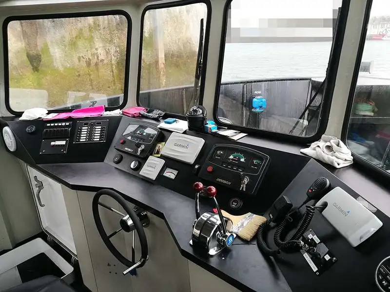 Arbeidsbåter til salgs