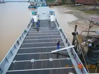 Containerskip til salgs