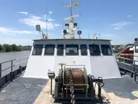 Mannskapsbåt til salgs