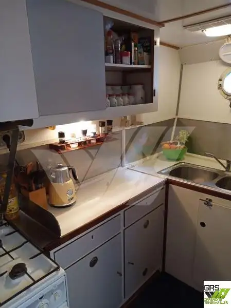 Arbeidsbåter til salgs