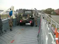 Landingsfartøy, tank til salgs