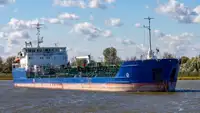 Oil/Chemical tanker til salgs