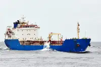 Oil/Chemical tanker til salgs