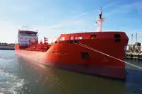 Oil/Chemical tanker til salgs