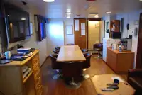 Landingsfartøy, tank til salgs