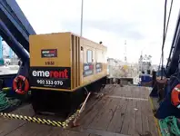 Arbeidsbåter til salgs