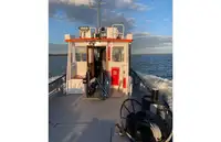 Arbeidsbåter til salgs