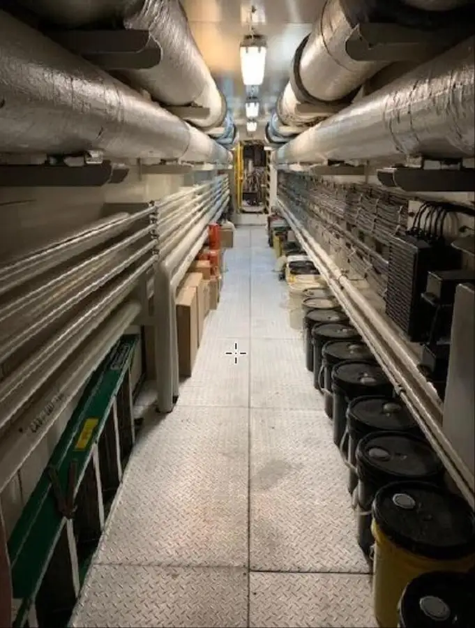Hurtiggående forsyningsfartøy (FSV) til salgs