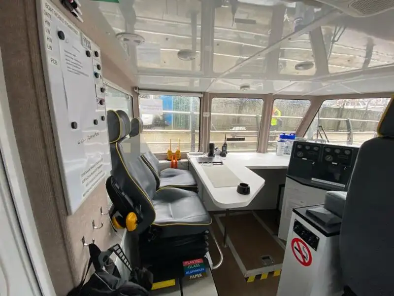 Arbeidsbåter til salgs