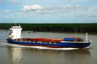 Containerskip til salgs