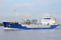 Oil/Chemical tanker til salgs