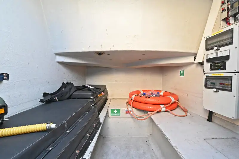 Stivt oppblåsbart fartøy til salgs