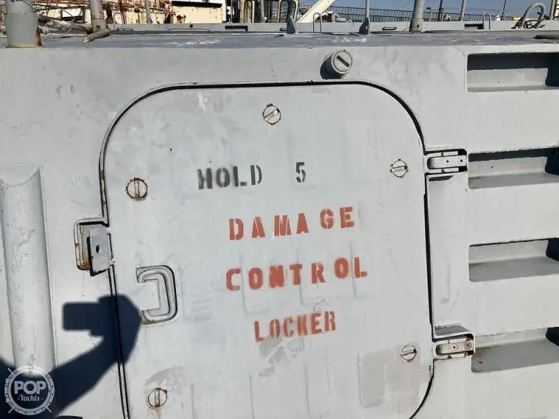 Landingsfartøy, tank til salgs