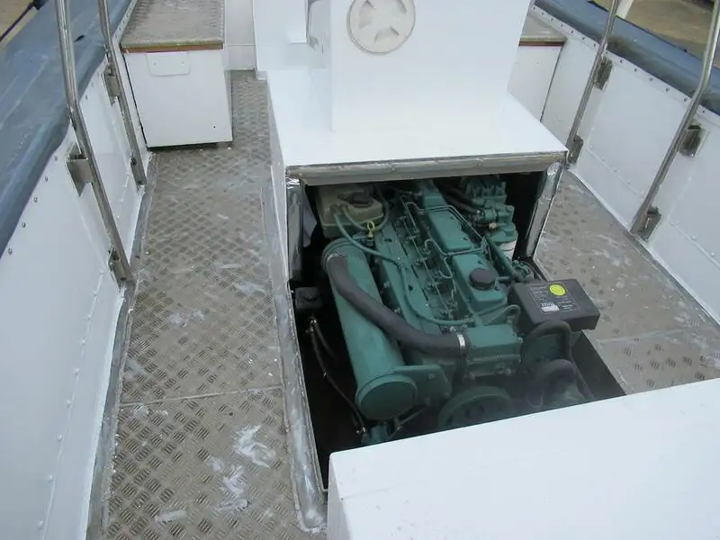 Stivt oppblåsbart fartøy til salgs
