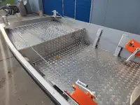 Arbeidsbåter til salgs