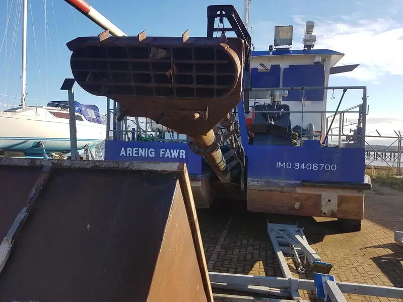 Dredge til salgs