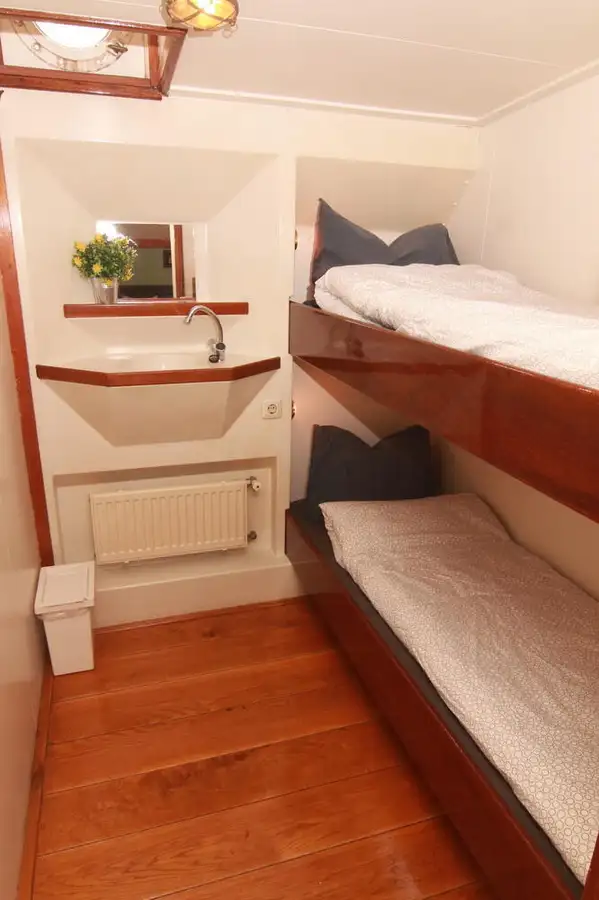 Flytende hotell til salgs