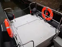 Containerskip til salgs