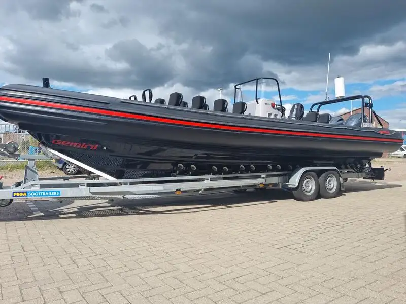 Containerskip til salgs