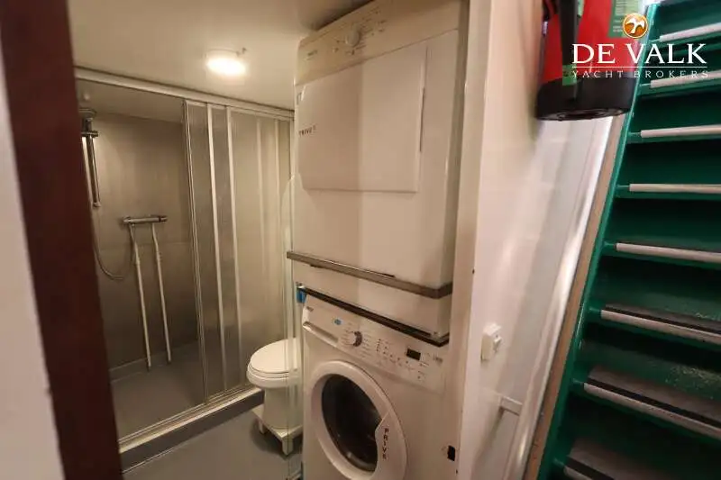 Flytende hotell til salgs