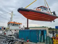 Containerskip til salgs