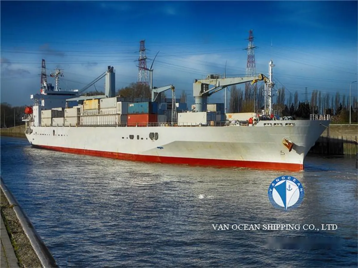 Kjøleskip til salgs