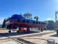 Arbeidsbåter til salgs