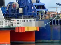 Containerskip til salgs