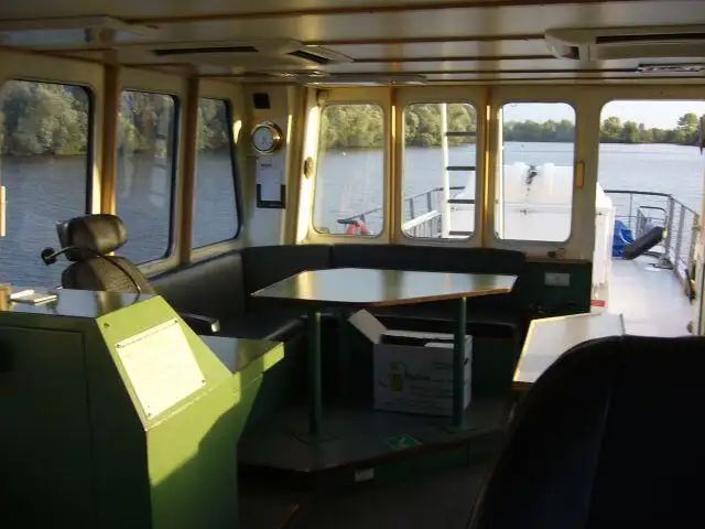 Patruljebåt til salgs