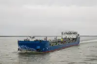 Oil/Chemical tanker til salgs