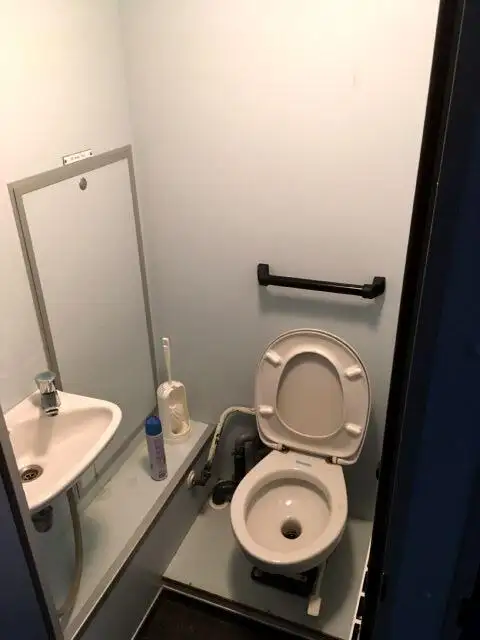 Patruljebåt til salgs