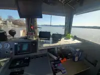 Landingsfartøy, tank til salgs