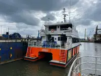Containerskip til salgs