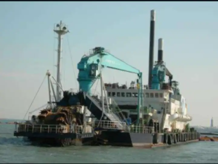 Dredge til salgs