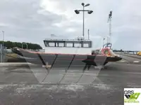 Stiv oppblåsbar båt til salgs