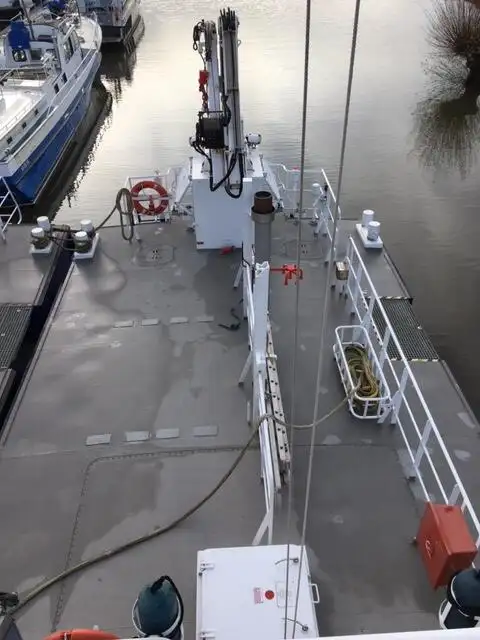 Patruljebåt til salgs