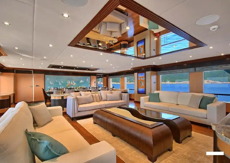 Yacht til salgs