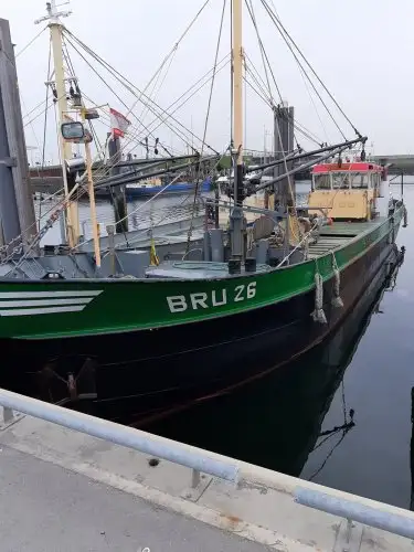 Tråler til salgs