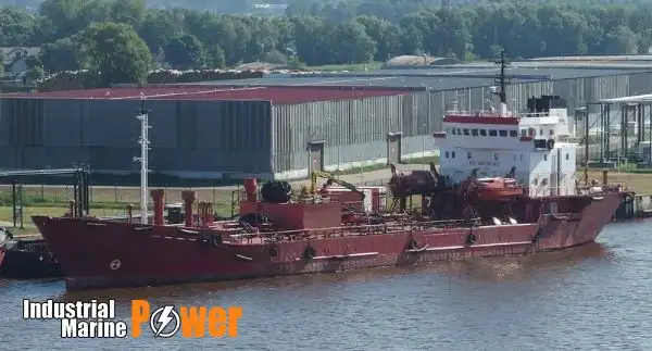 Olje-/kjemikalietanker til salgs