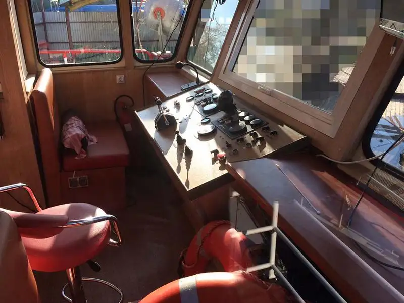Containerskip til salgs