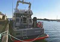 Mannskapsbåt til salgs