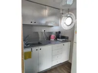 Containerskip til salgs