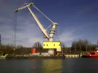 Kranfartøy til salgs