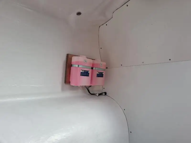 Containerskip til salgs